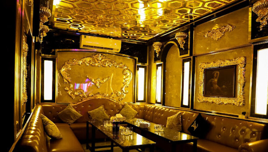 호치민 가라오케